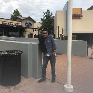 Meet your Posher, Luis